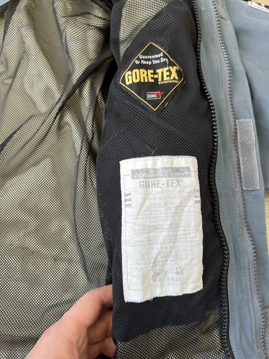 Jack Wolfskin вітровка Розмір М/L. Gore-Tex