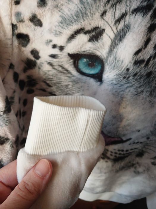 Новый свитшот c&a 146 р.