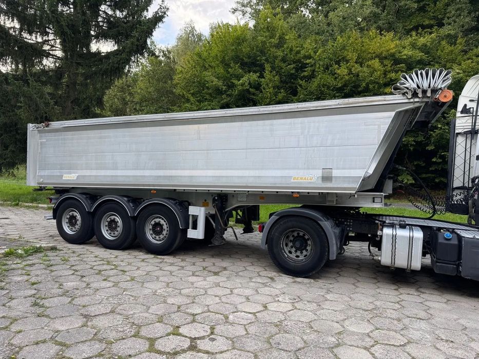 Benalu full alu/waga 5000 kg/  CRAMARO/dwie osie podnoszone/sprowadzona