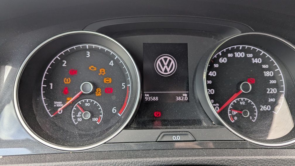 Vw Golf 7 1.6 tdi Confortline com garantia