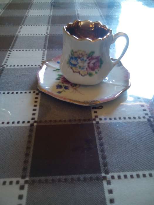 Chávenas pequenas limonjes