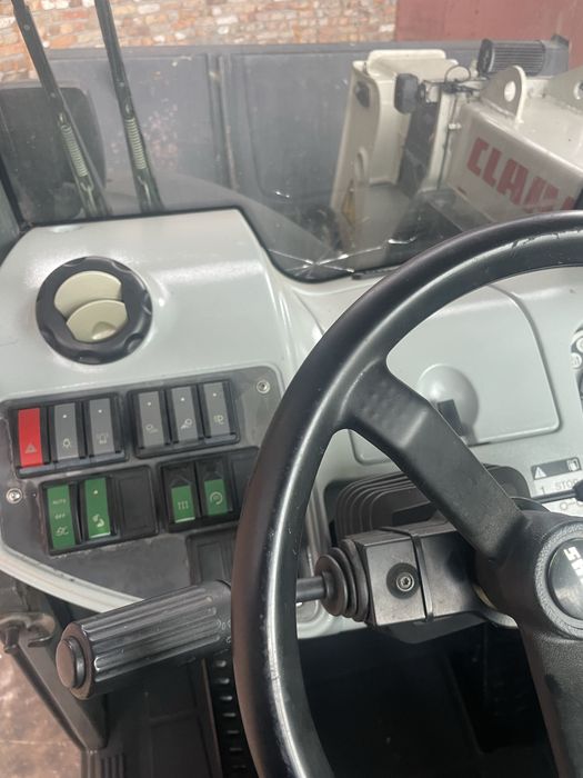 Погрузчик телескопічний клас