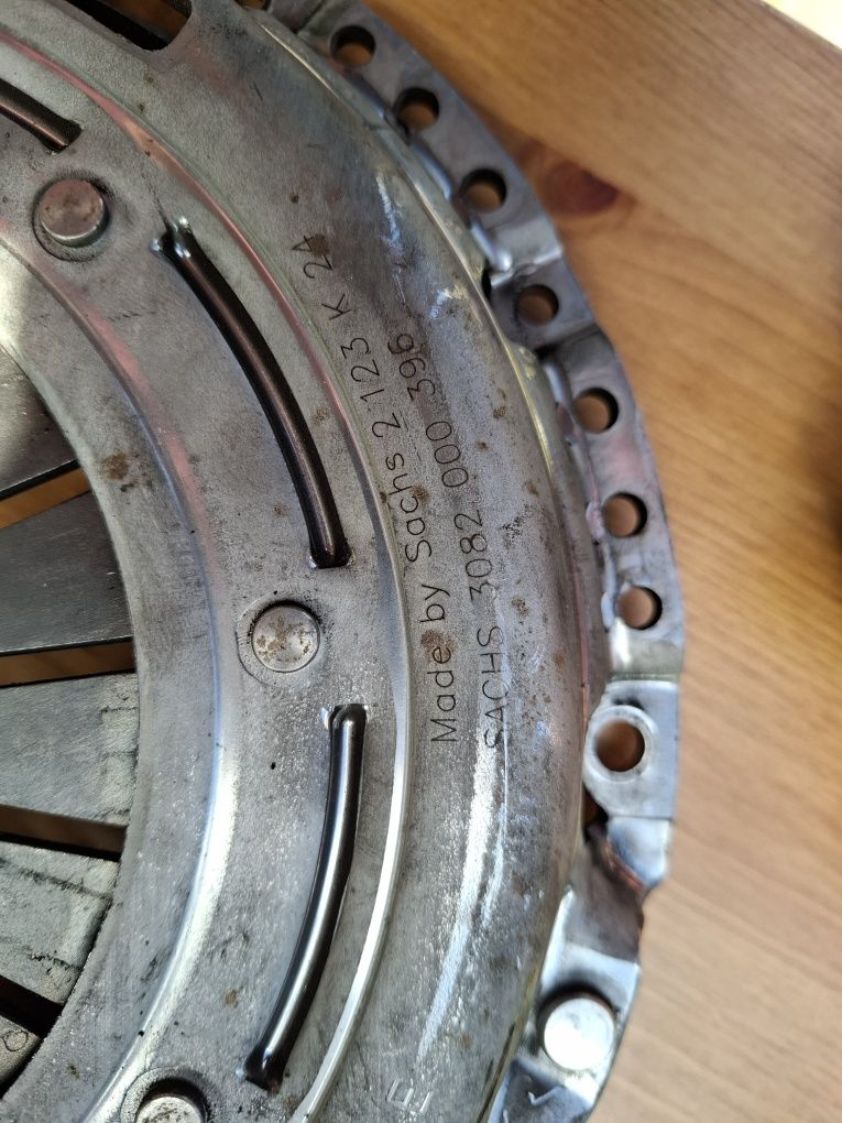 SACHS PASSAT CC 2.0 TDI Zestaw sprzęgła - tarcza, docisk, wysprzeglik