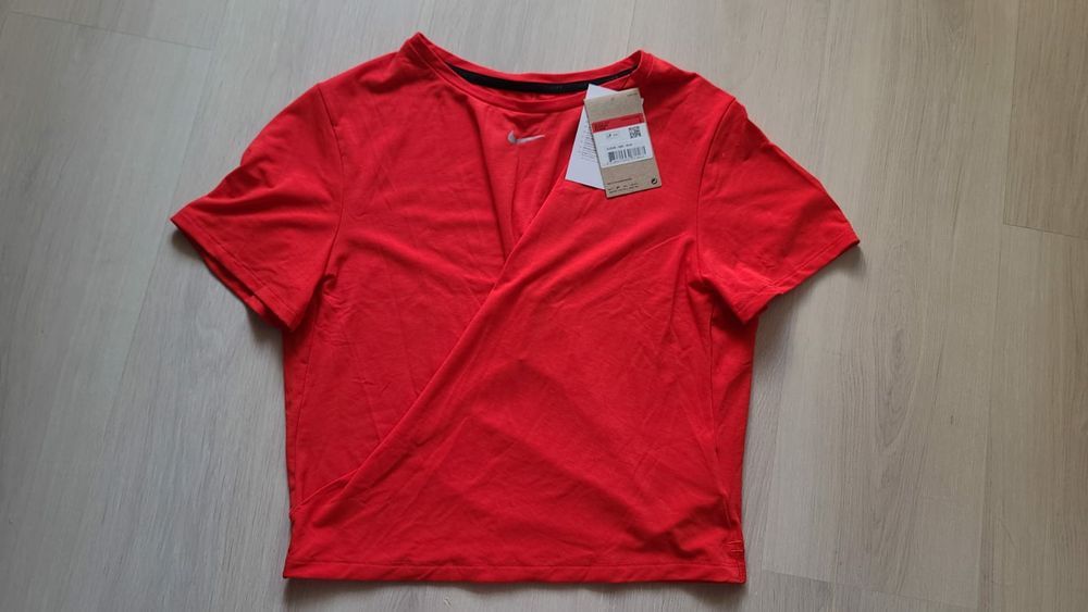 ОРИГІНАЛ NIKE dri fit dd4931-673 футболка топ жіноча спортивна розм L