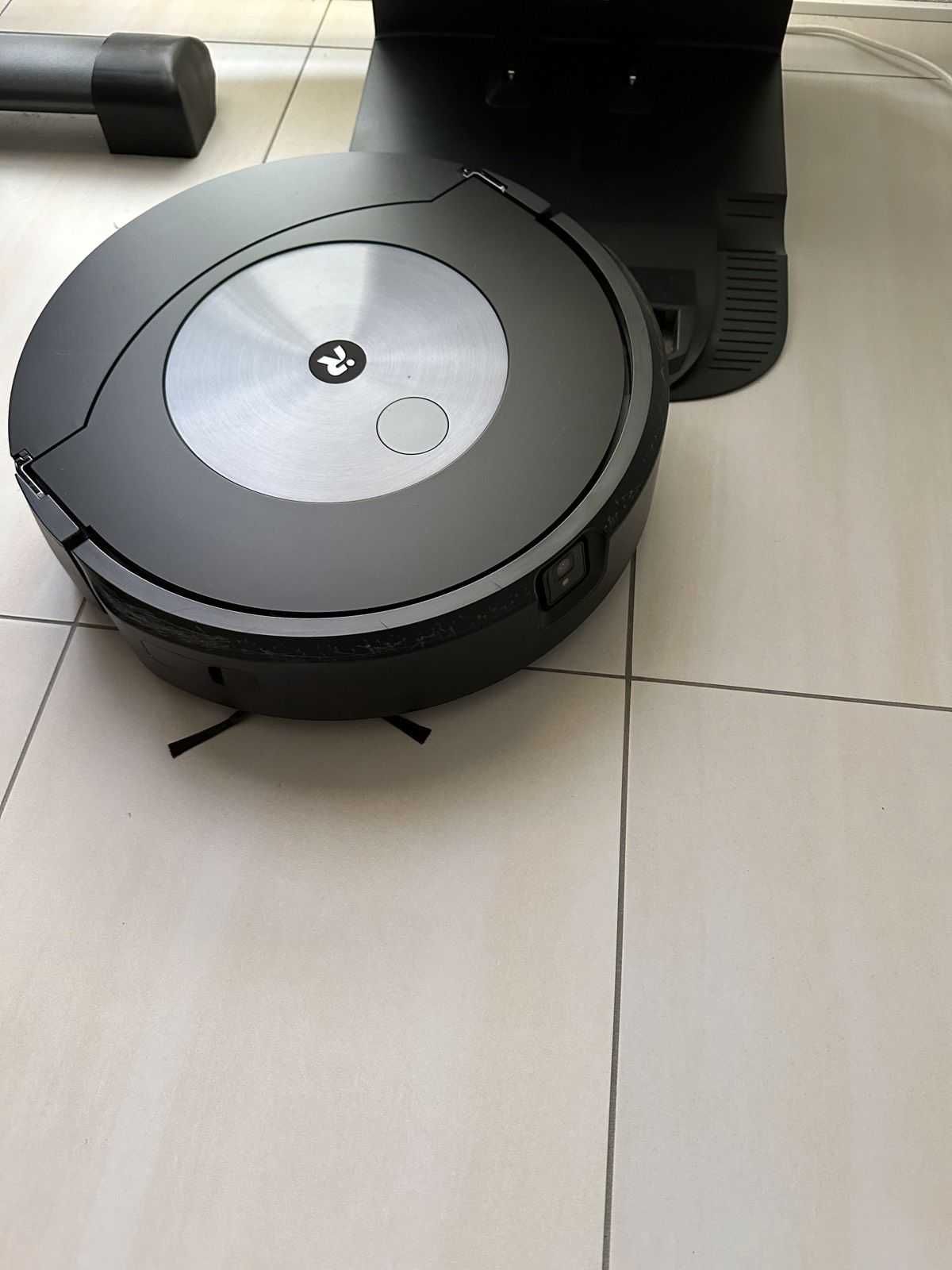 IRobot Roomba J7+ Combo  ze stacja odkurzacz , myjka