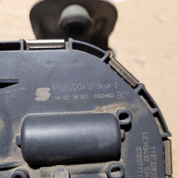 Mechanizm wycieraczek przód prawy seat Leon II 2007r