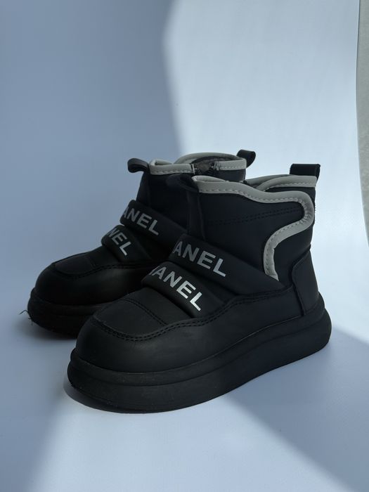 Ботинки на хлопчика 25 розмір ( зима)