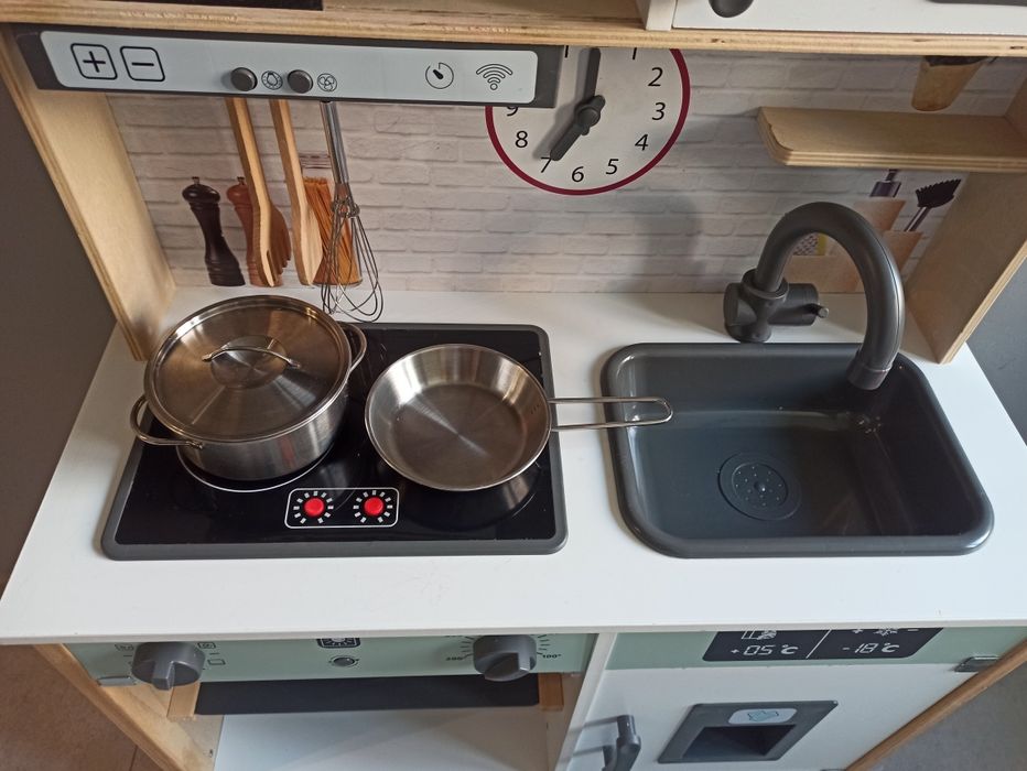 Kuchnia drewniana dla dzieci Lidl