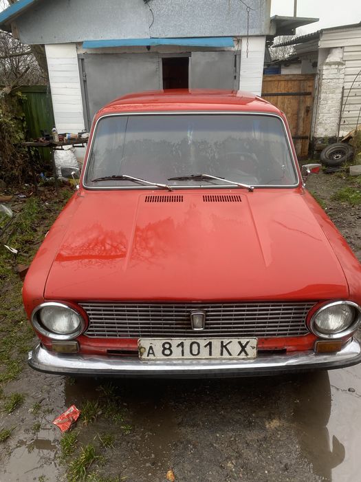 Продам ваз 21011