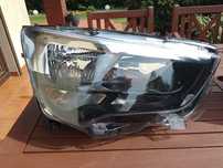 lampa  przód Opel Combo E
