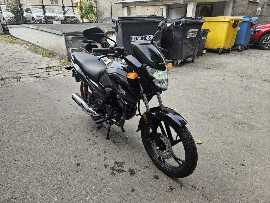 Honda CB125F, CBF125, rocznik 2024, kat. B 125cc