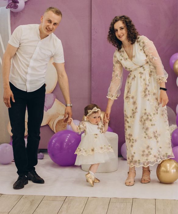 Фемілі лук мама дочка на фотосесію/хрестини/річок дівчинки