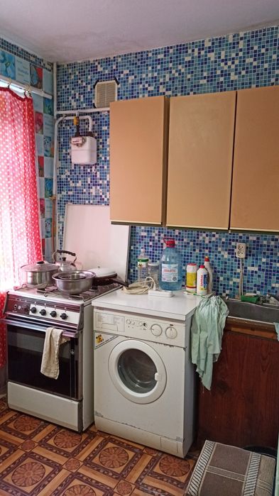 Сдам 4-х комнатную квартиру р-н Варус