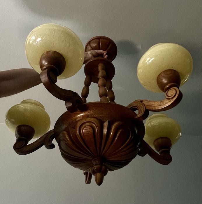 Żyrandol dębowy, robiony na zamówienie, niepowtażalny