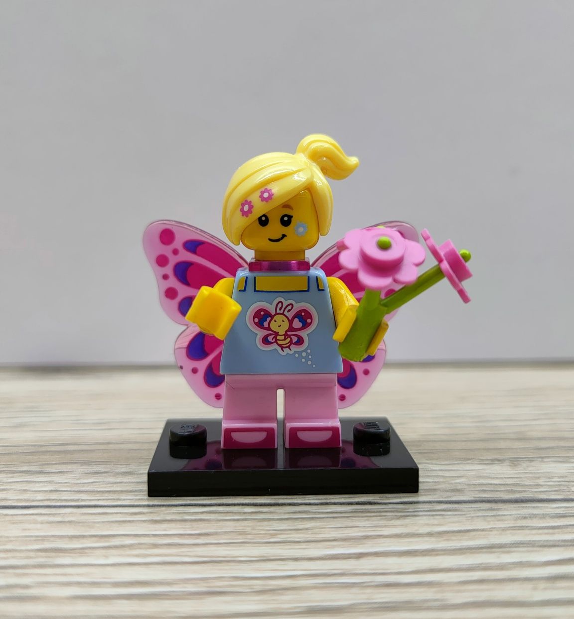 Minifigurka LEGO Collectible Minifigures col292 Butterfly Girl