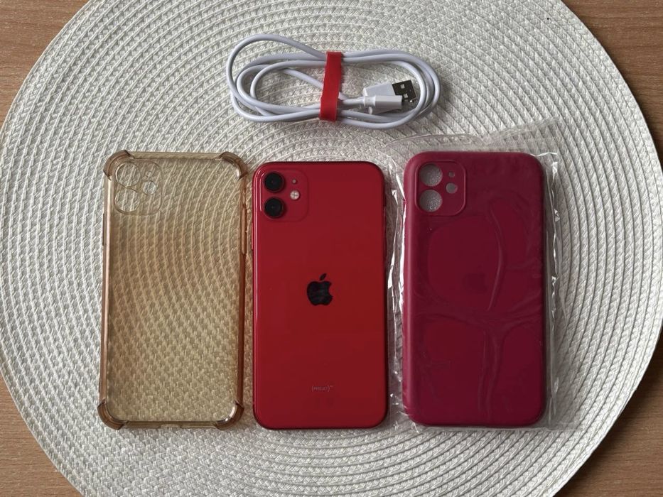 iPhone 11 64 GB (RED) – Idealny stan – Bateria 74% + etui