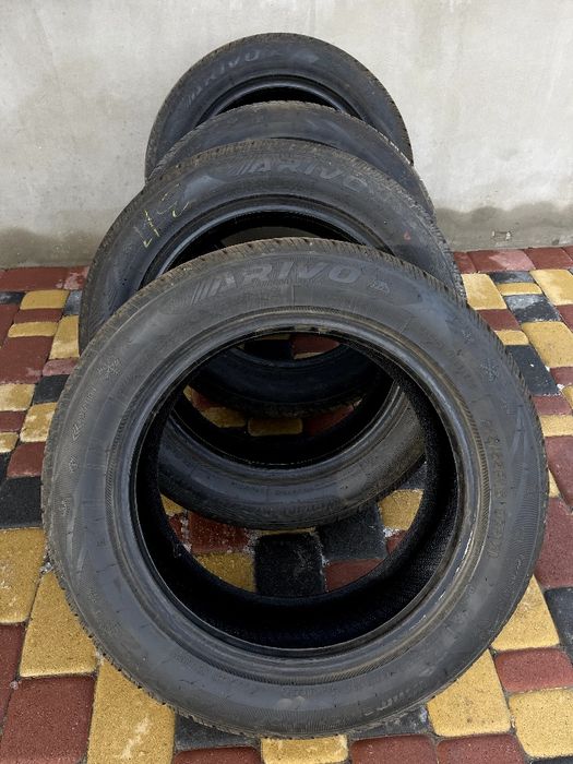 Зимові шини ARIVO 215/55R16 2023р.
