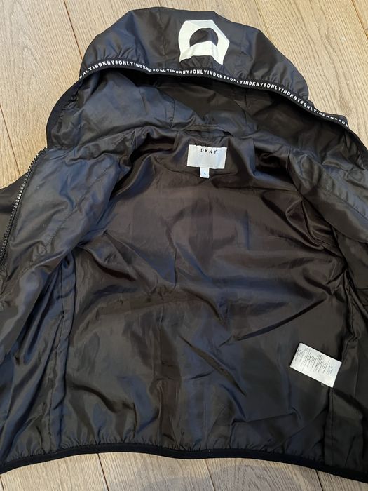 Kurtka wiosenna DKNY rozm 4 lata