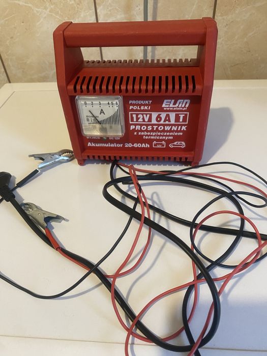 Prostownik do ładowania akumulatorów