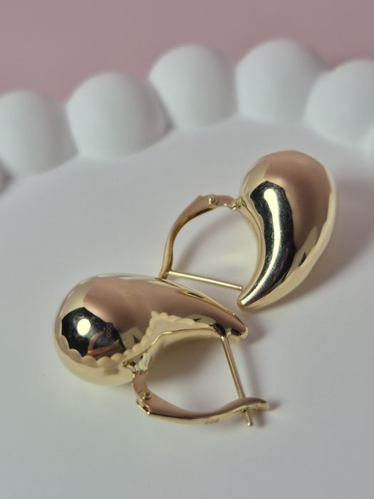 Złote kolczyki krople łezki gładkie angielskie zapięcie 585