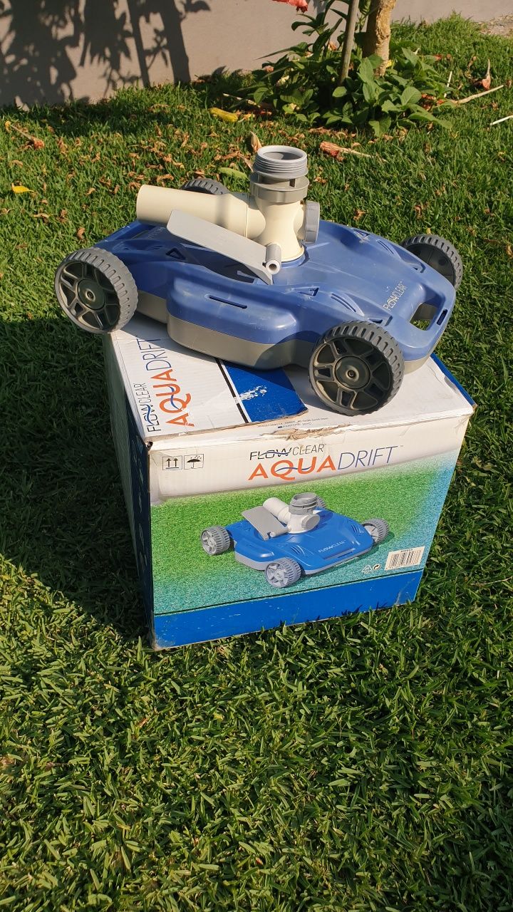 Limpa-fundos Automático para Piscinas Flowclear AquaDrift