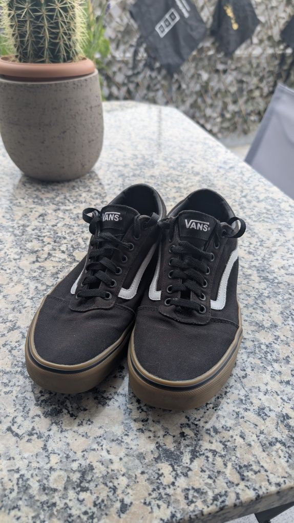 Tênis - Sapatilhas Vans Ward - Tamanho 43 - Preto Castanho