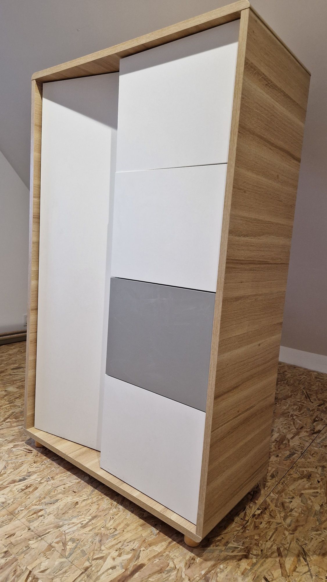 Komoda wysoka Evolve VOX