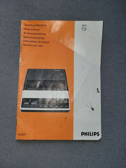 Magnetofon kasetowy Philips
