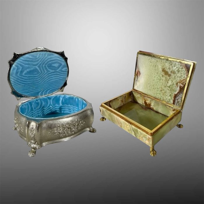 Антикварна шкатулка скринька скарбничка Франція сундучок  бронза онікс