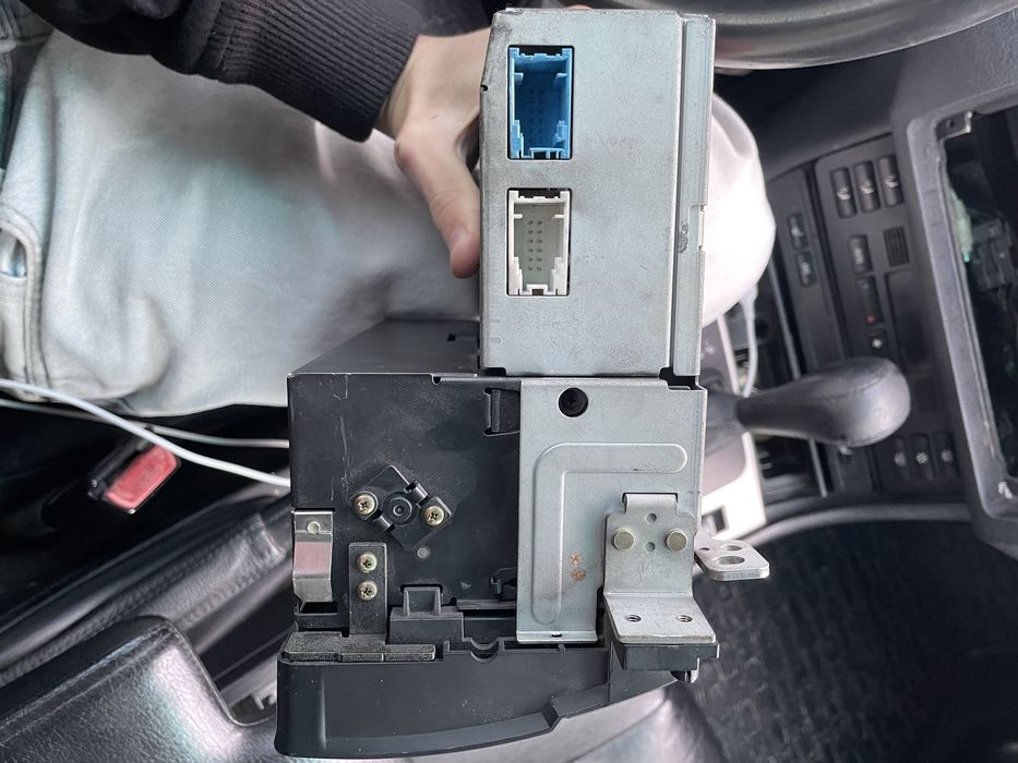 Рідна магнитола бмв е46