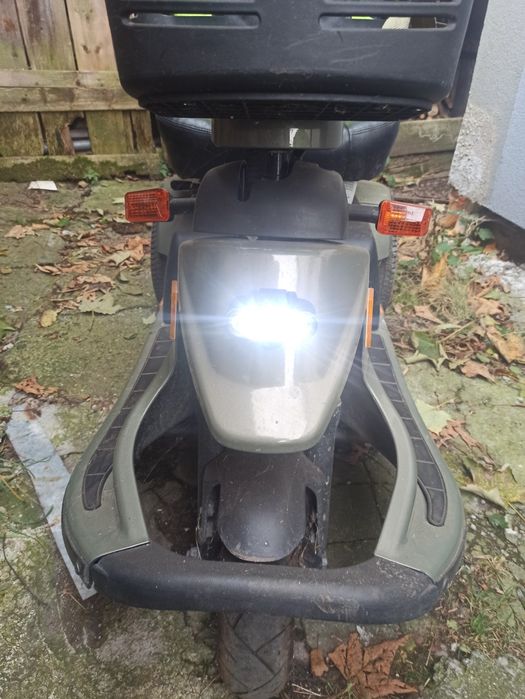 Skuter inwalidzki elektryczny