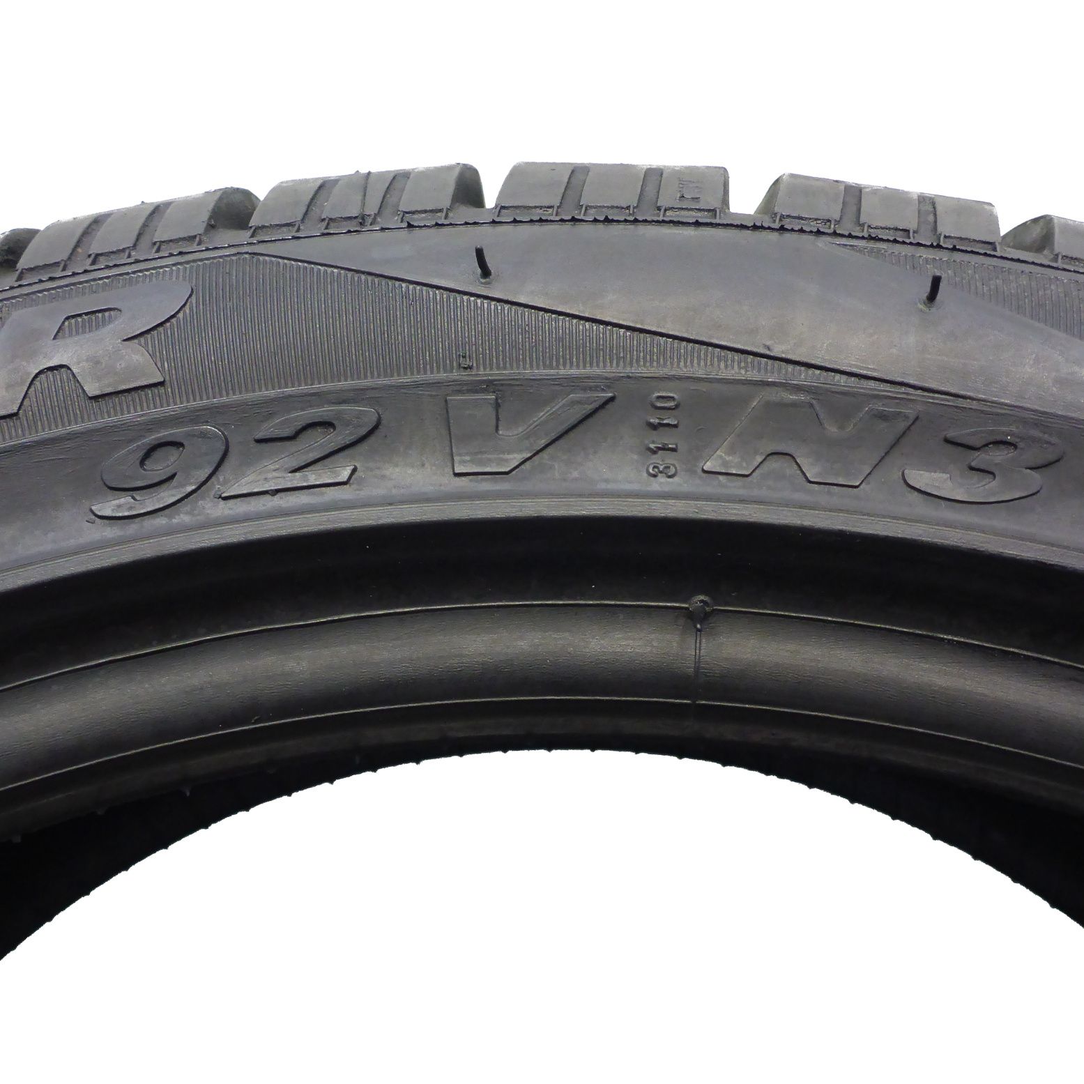 225/40/18 Pirelli 225/40R18 92V XL SnoSport 240 N3 Zima 2015 8mm
