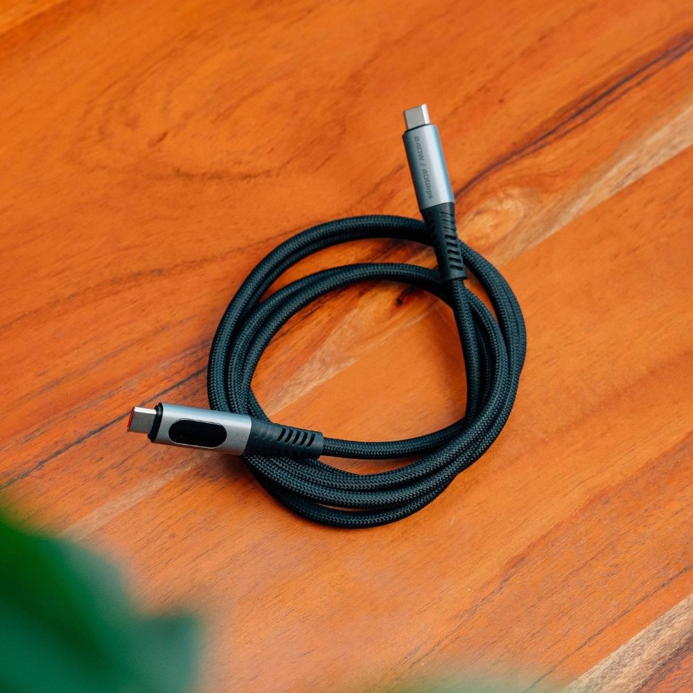 Kabel Verbatim Sync & Charge USB-C do    USB-C 40Gb/s 240W wyświetlacz