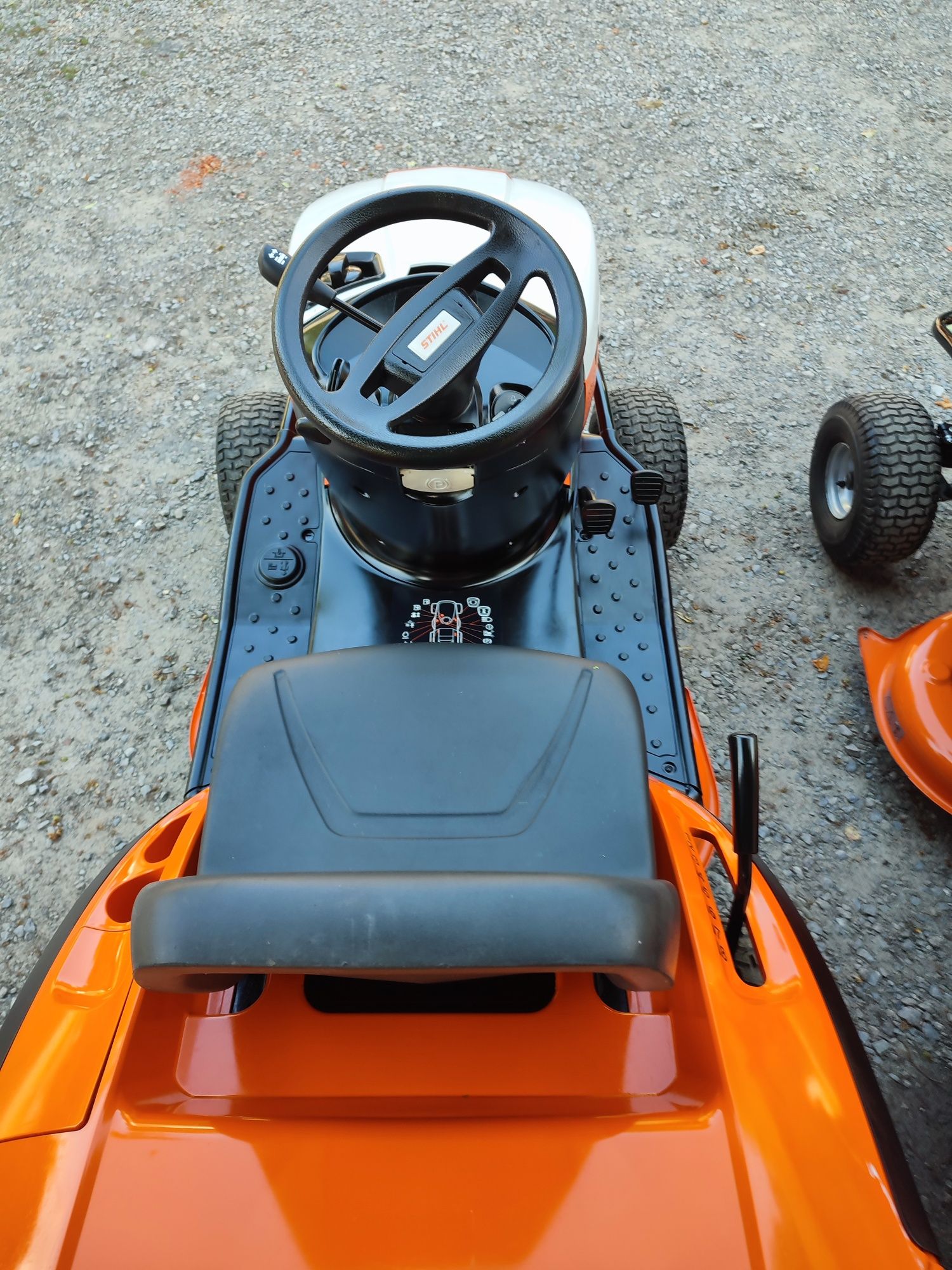 Traktorek kosiarka Stihl RT5097 Briggs 15,5 z koszem hydro jak nowy