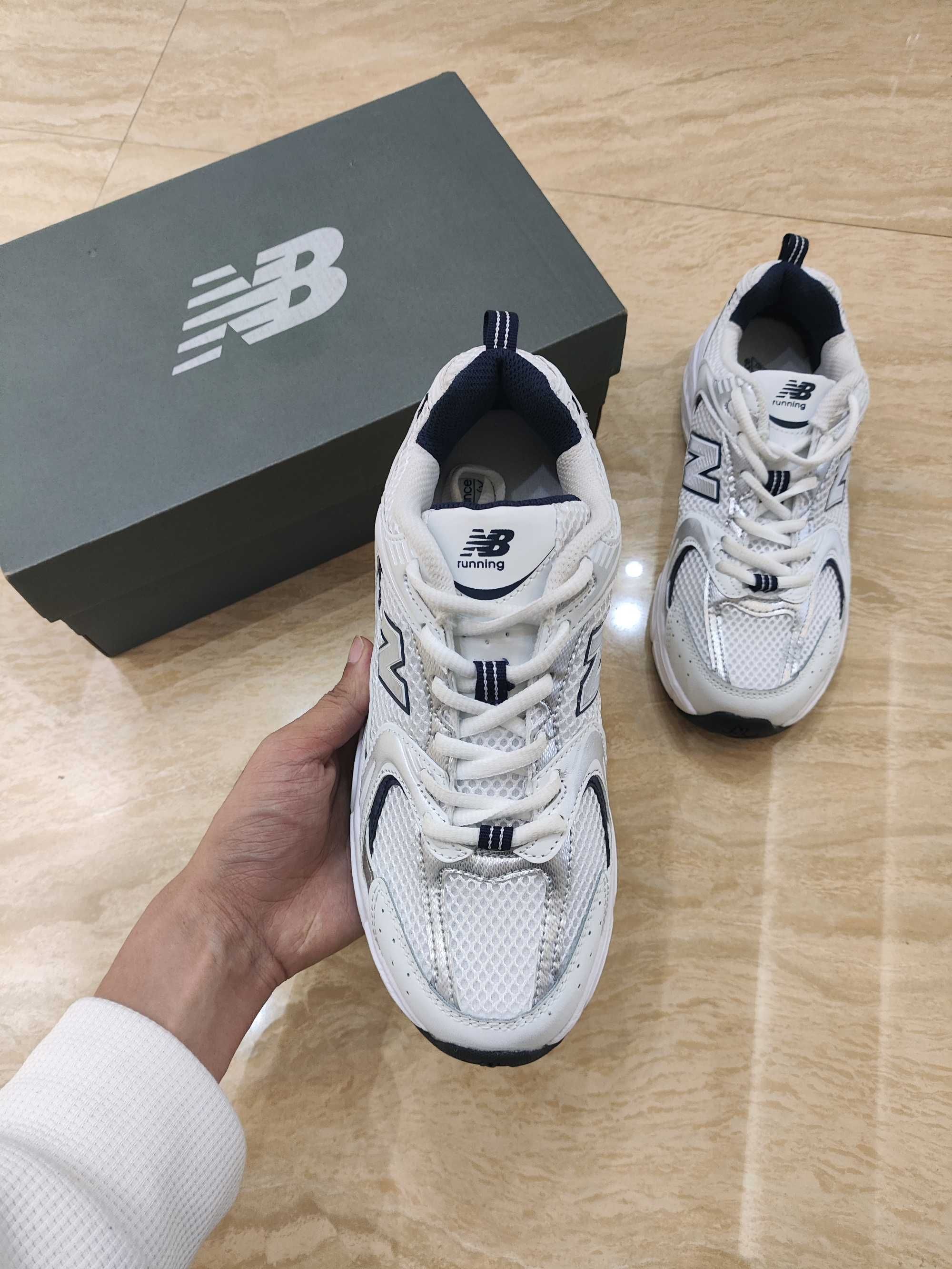 New Balance 530 White Silver Navy Eu 39