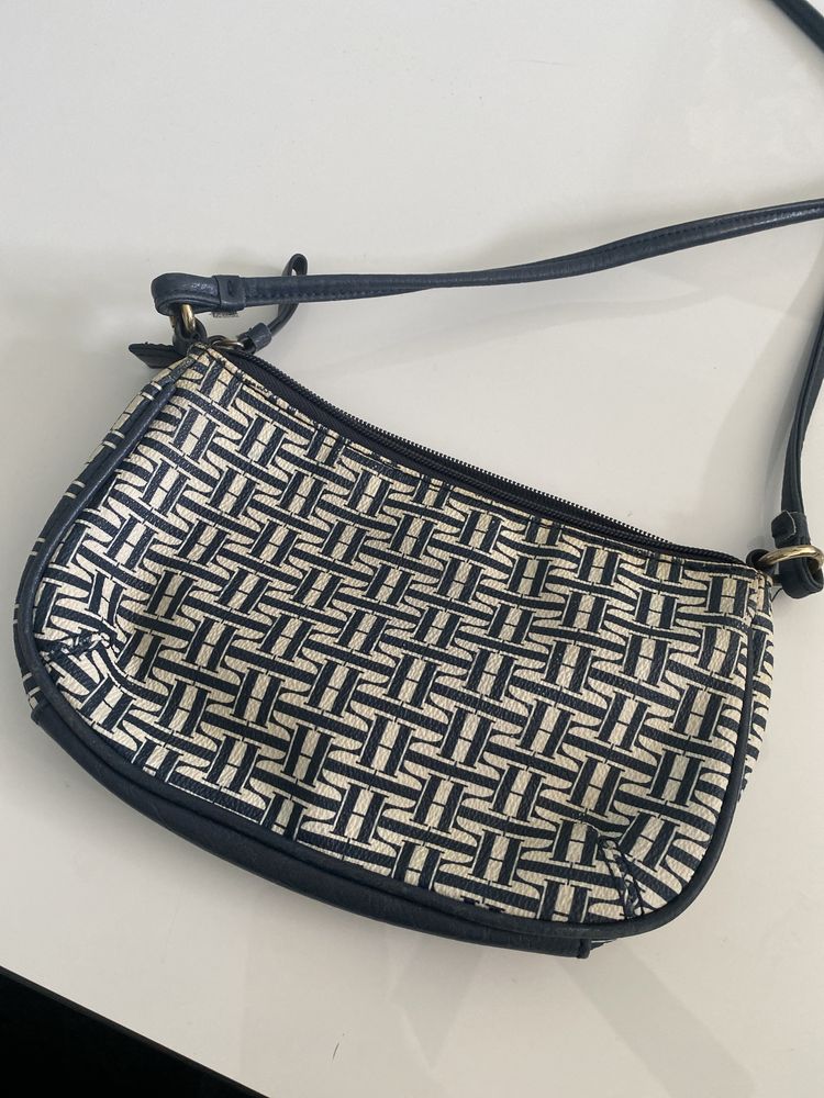 Torebka listonoszka Tommy Hilfiger
