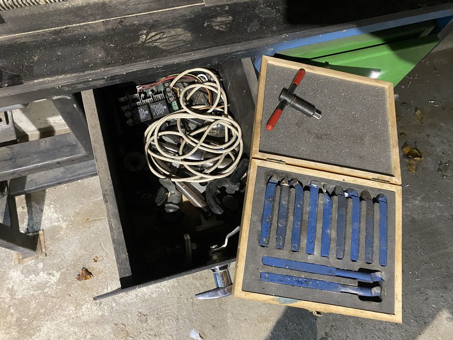 Sprzedam tokarkę do ukończenia