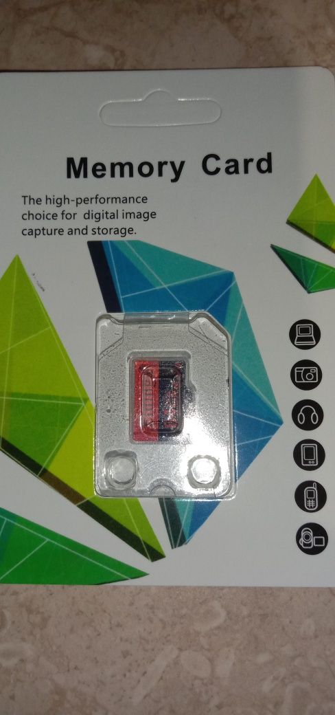 Micro SD і флешки на 64 GB