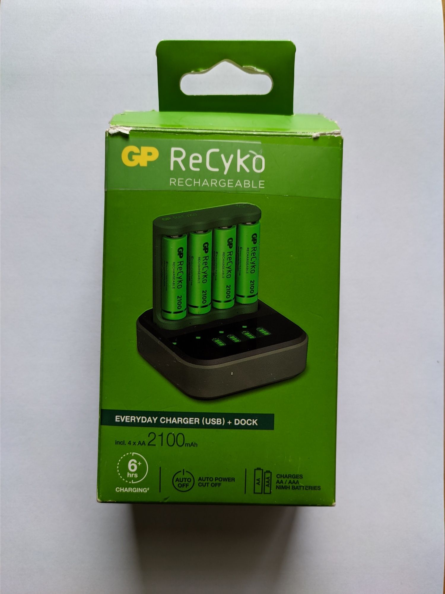 Ładowarka GP ReCyko B421 + stacja GP D451 + 4x NiMH AA 2100mAh