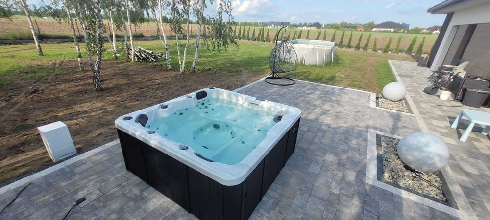 Jacuzzi GL 50 dysz, Audio, Led - możliwość wbudowana w taras