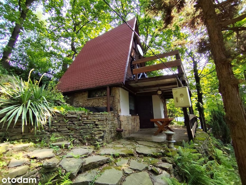 Na sprzedaż dom 20 mkw, Tresna – 100 m od Jeziora Żywieckiego.
