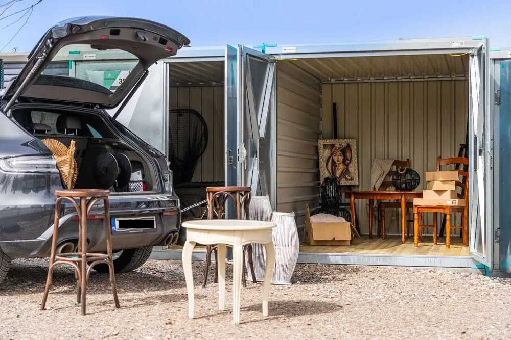 garaż* boks* magazyn *przechowalnia twoich rzeczy