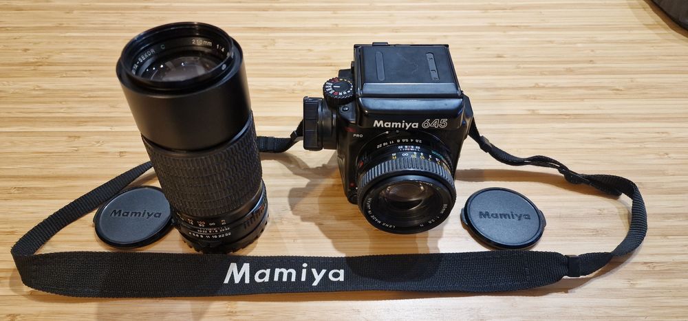 Aparat Mamiya 645 PRO 2x obiektyw - 80mm, 210mm
