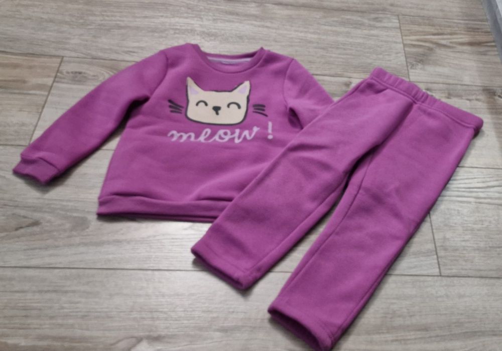 Dres ocieplany na dziewczynkę