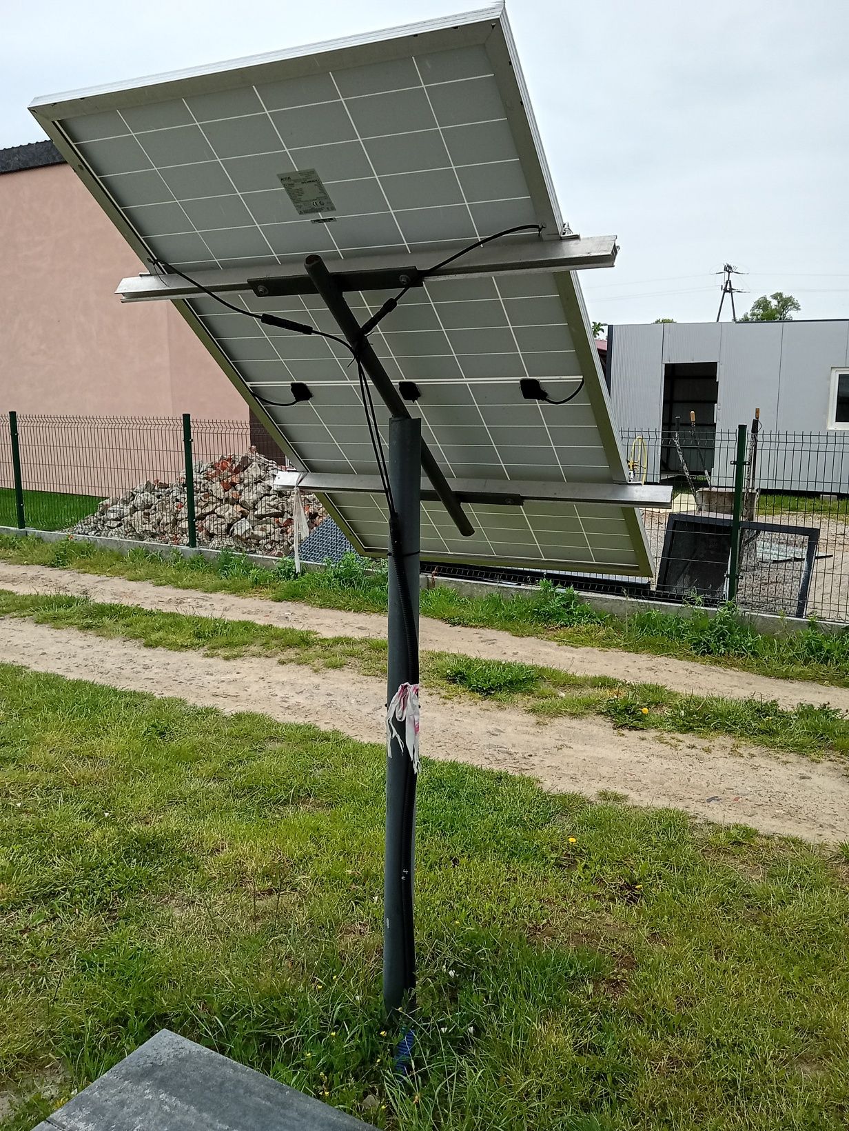Panel fotowoltaiczny Solar z konstrukcją bateria komplet