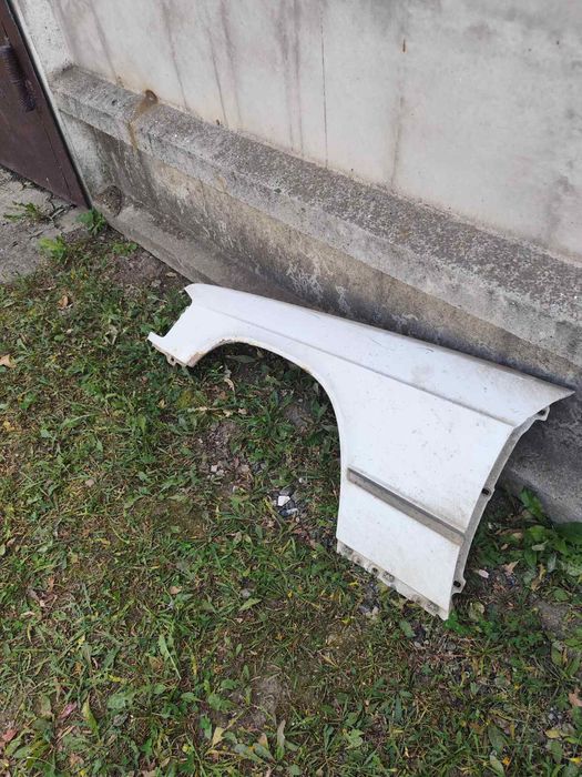 Запчастини Mercedes 190