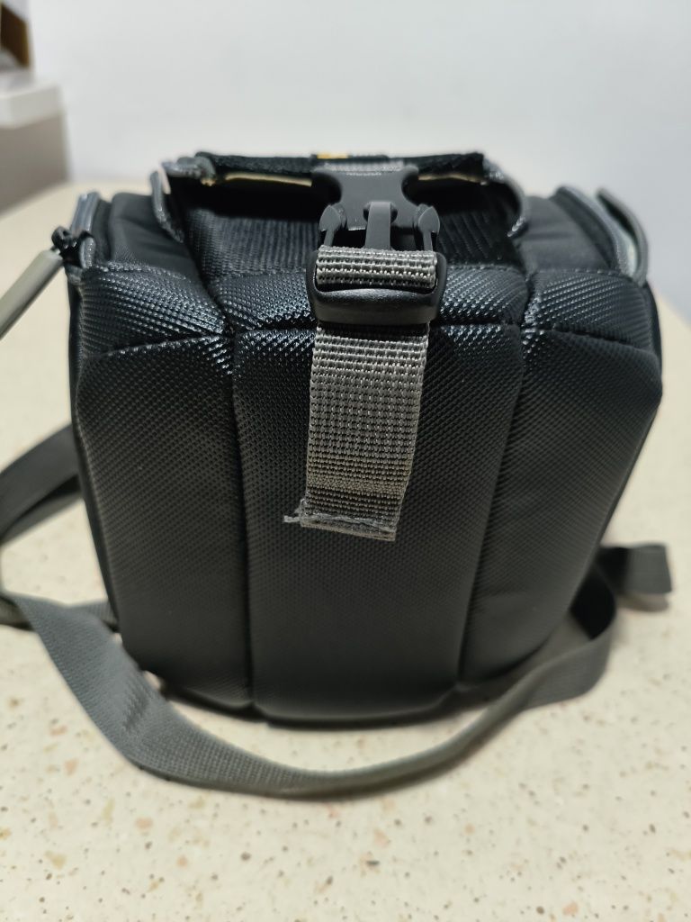 Torba na aparat Case Logic DCB 36