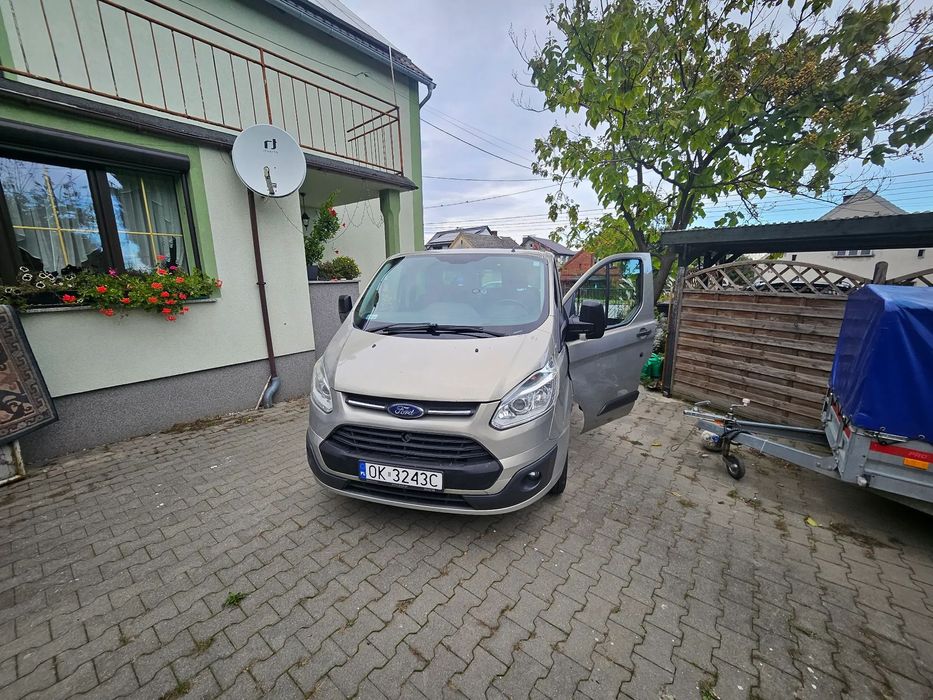 Ford Transit Custom Ford Transit Custom 2.2 TDCi 125 KM – 9-osobowy – 2015 r.