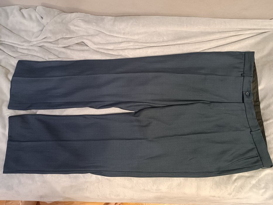 Чоловічий костюм класичний