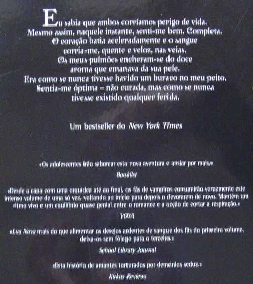 2 Livros - Crepúsculo e Lua Nova - Autora: Stephenie Meyer